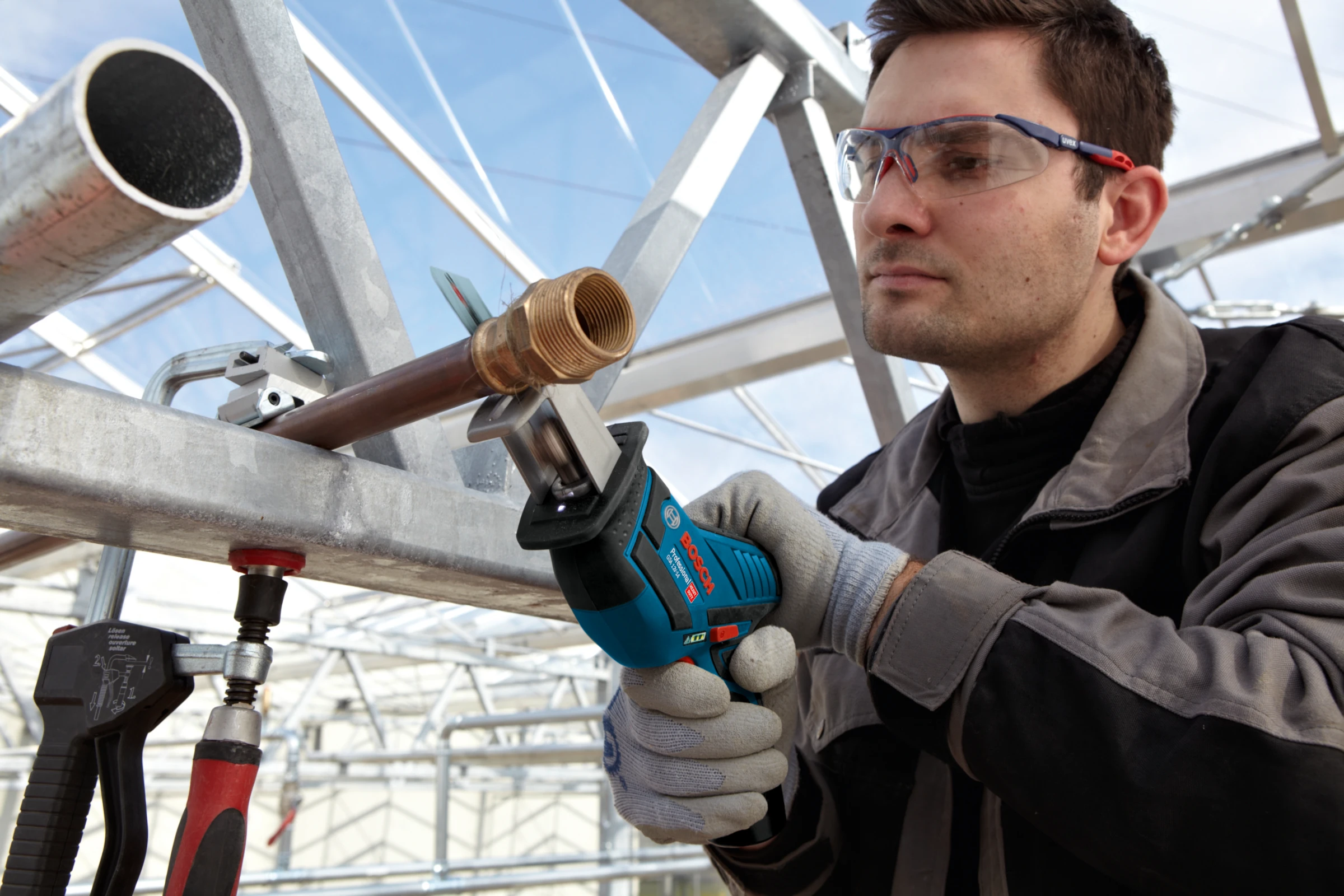 Pilarka szablasta Bosch 12V, model GSA 12V-14