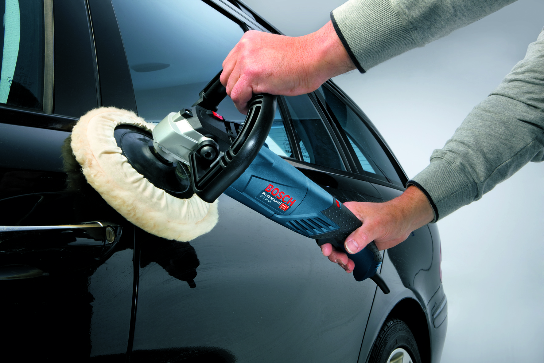 Polerka Bosch, model GPO 14 CE