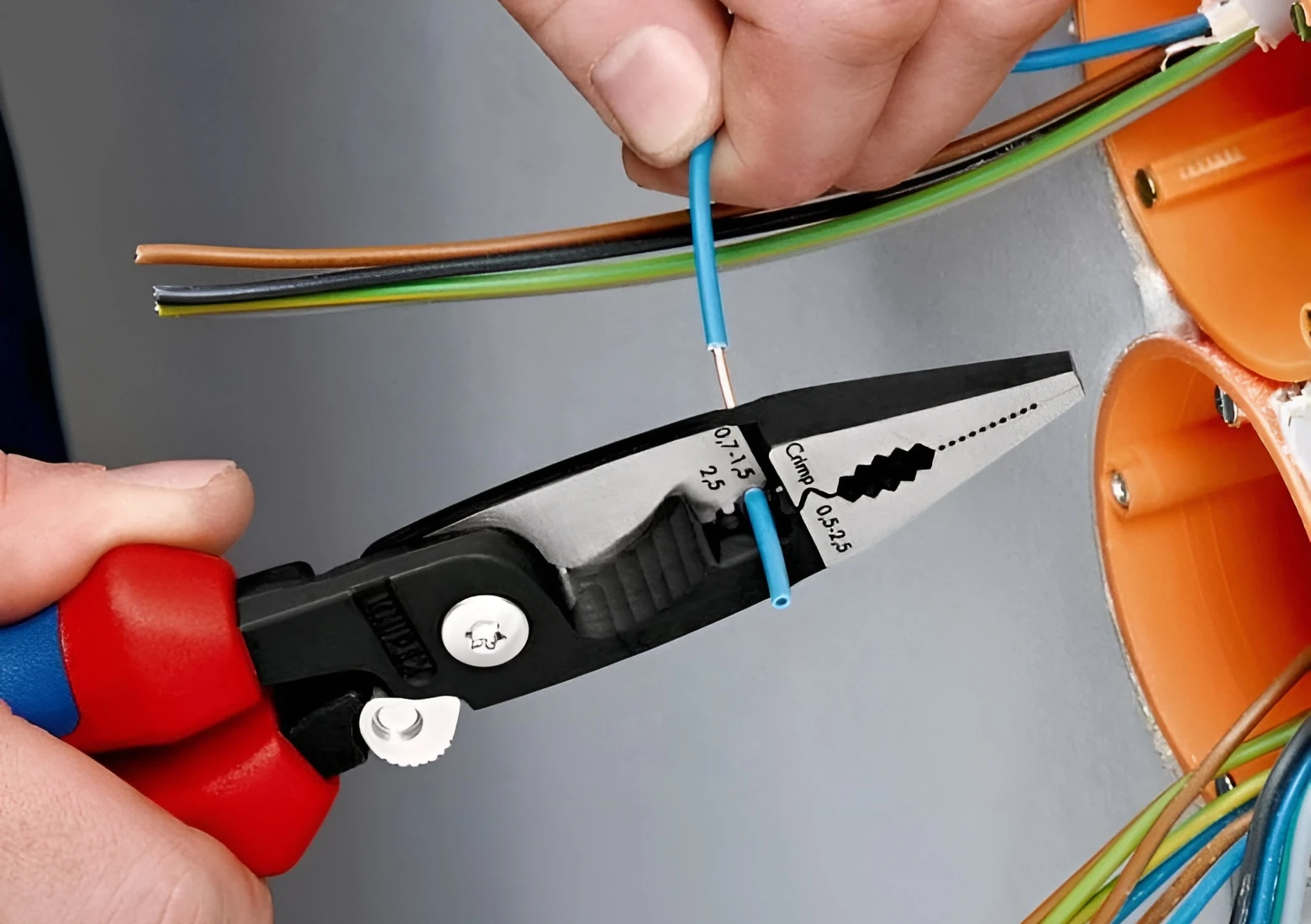 Szczypce specjalistyczne Knipex 1382200