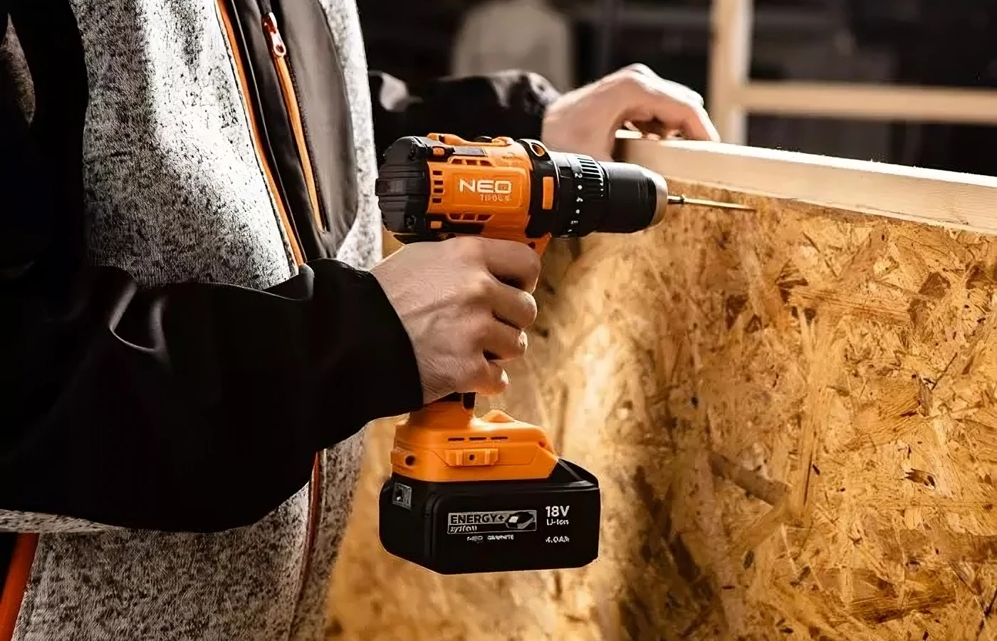 Wiertarko-wkrętarka NEO Tools, model 04-619