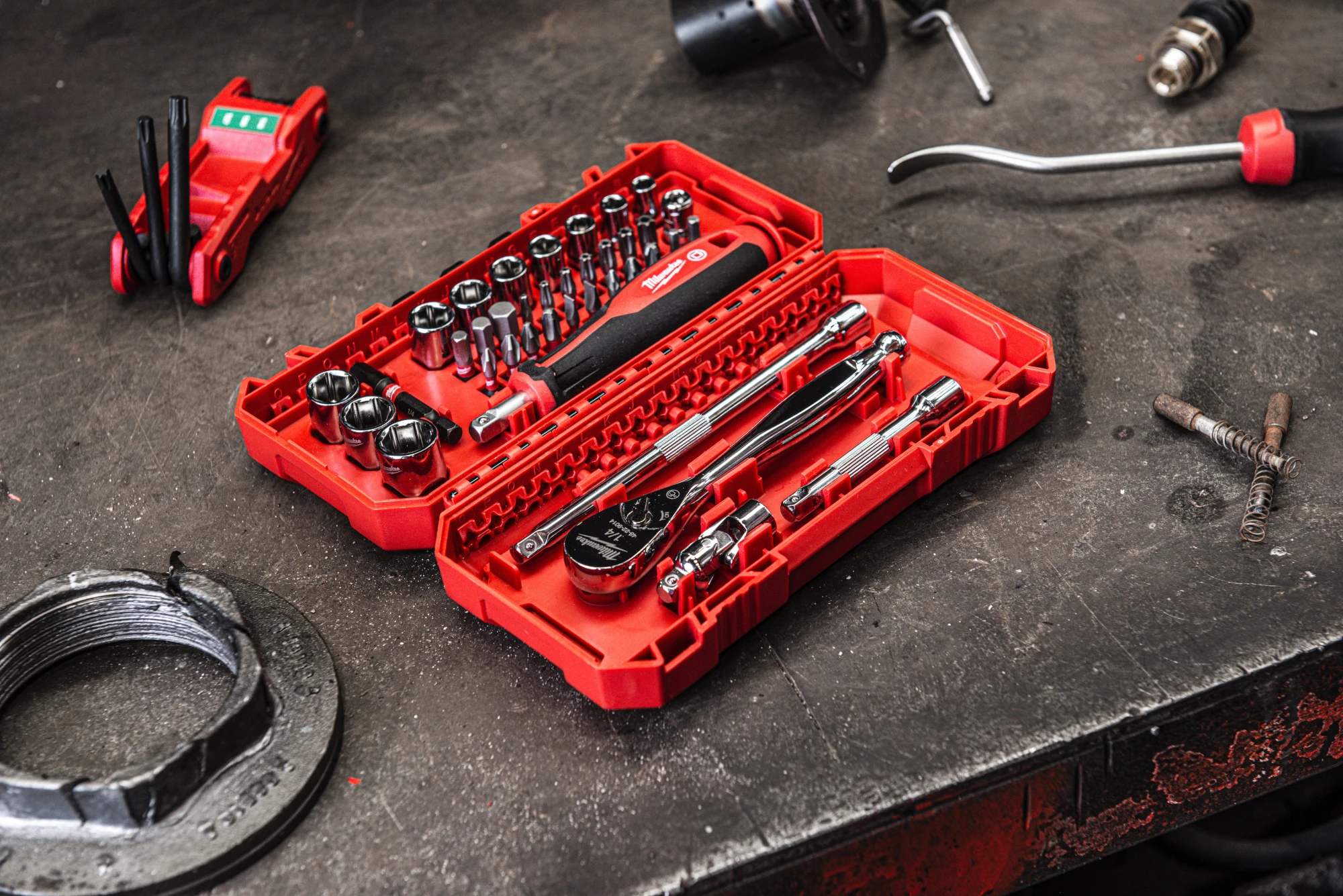 Zestaw kluczy nasadowych Milwaukee 4932498381