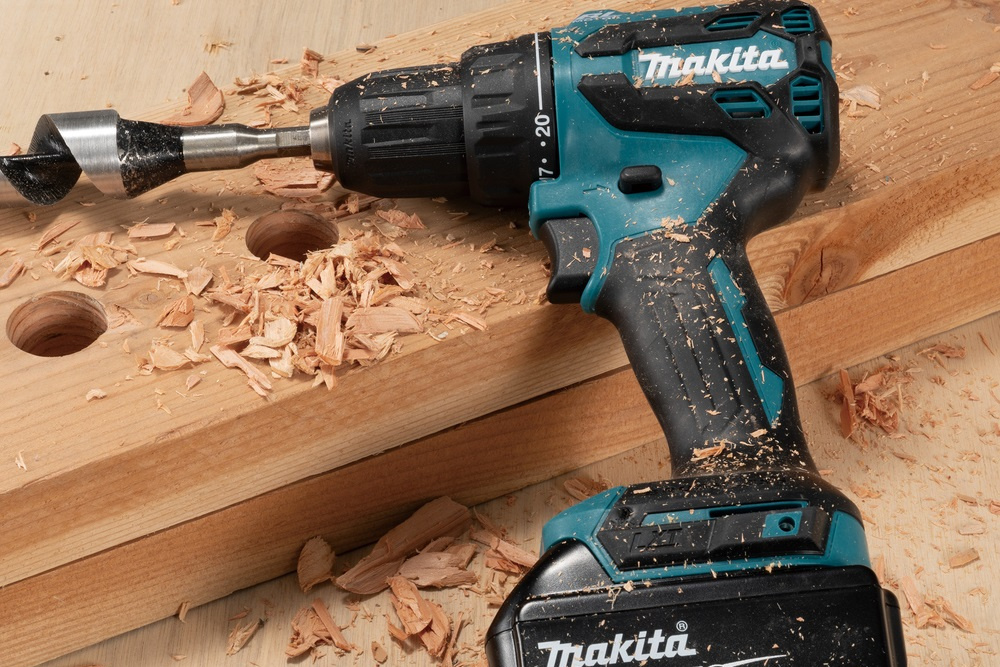 Nowe wkrętarki Makita DDF490 i Makita DHP490