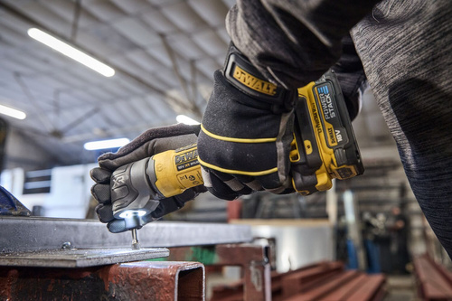 Mini szlifierka Dewalt DCG421N