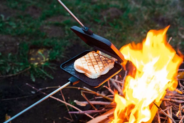 Opiekacz do kanapek na ognisko NEO Tools 63-156