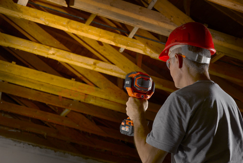 Akumulatorowa lampa budowlana BTL18-0 AEG