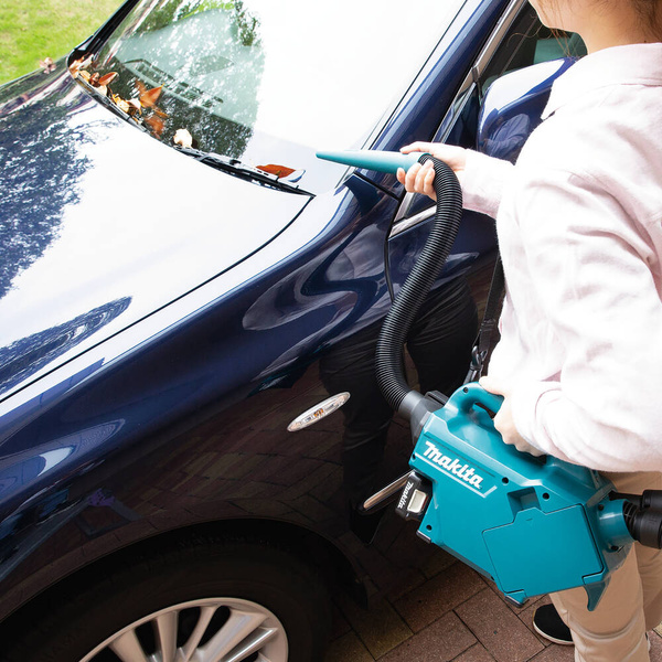 Odkurzacz samochodowy Makita CL121DSM 4,0 Ah Li-Ion