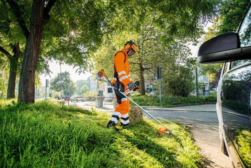 Kosa spalinowa Stihl FS 94 C-E z głowica żyłkowa AC C26-2 Ecospeed