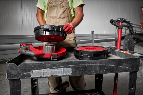 Urządzenie do przeciągania przewodów bez bębna i linki Milwaukee M18 FPFT-0