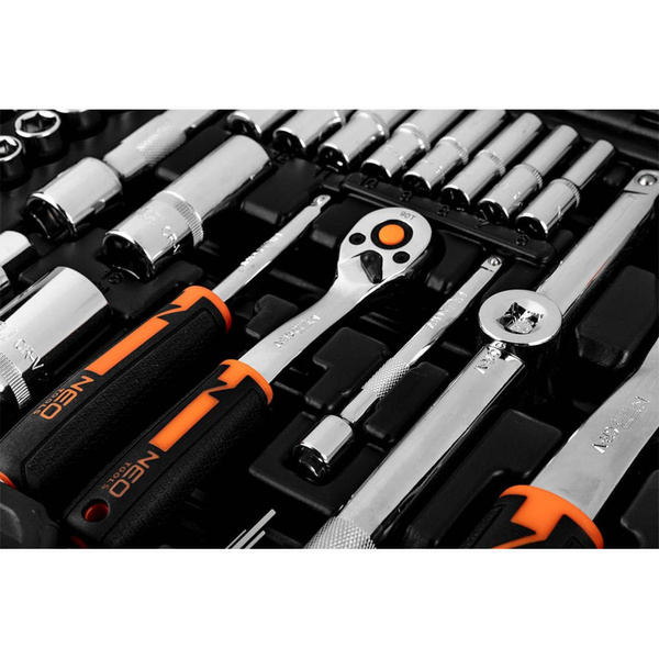 Zestaw kluczy nasadowych NEO Tools 10-066 1/4", 1/2" 110 szt.