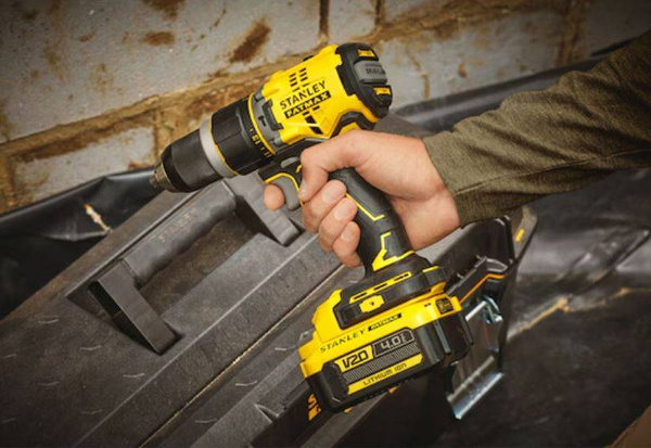 Wiertarko-wkrętarka Stanley SFMCD721M2K