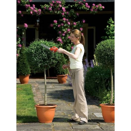 Nożyce do trawy Black&Decker GSL700