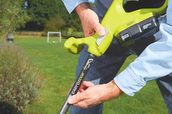 Podkaszarka Ryobi RLT1825M15S 