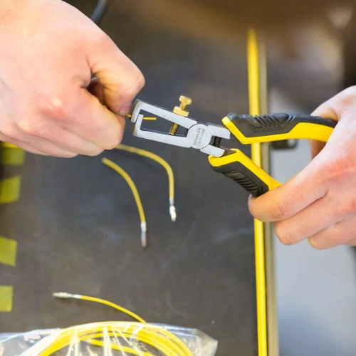 Szczypce do zdejmowania izolacji 150 mm Control-Grip Stanley STHT0-75068