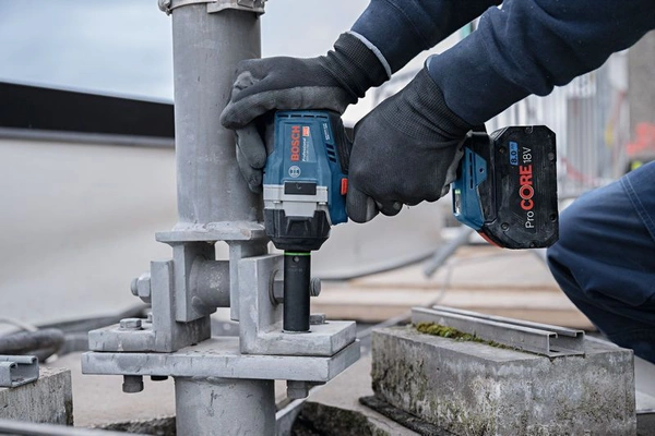 Klucz udarowy Bosch GDS 18V-750 C 06019L9000