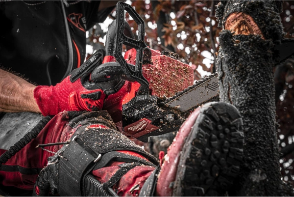 Pilarka łańcuchowa akumulatorowa Milwaukee M18 FTHCHS35-0