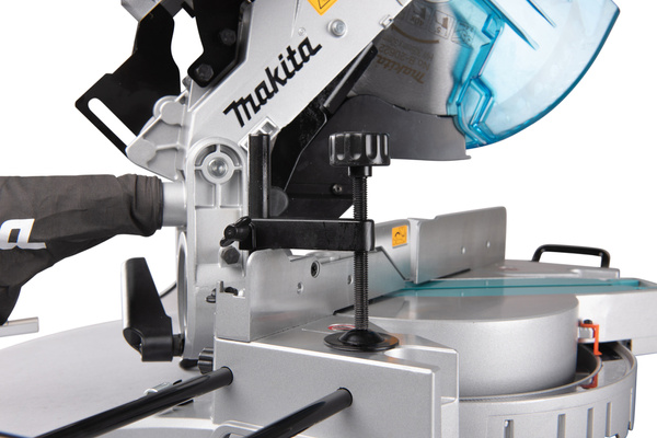 Ukośnica Makita LH1201FL