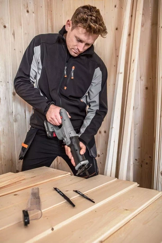 Pilarka szablasta Graphite 58G017