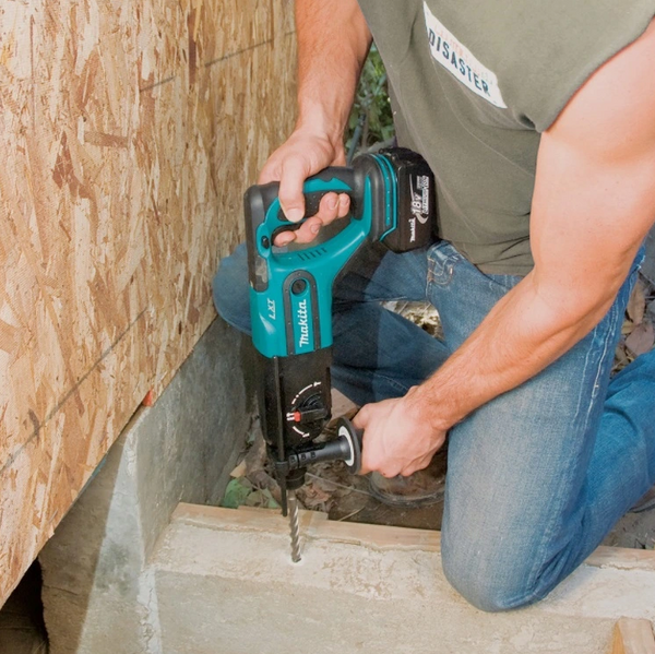 Młotowiertarka SDS Makita DHR202ZJ