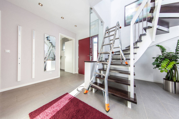 Drabina przegubowa teleskopowa ze stopniami TELEMATIC 4X4 KRAUSE 129956