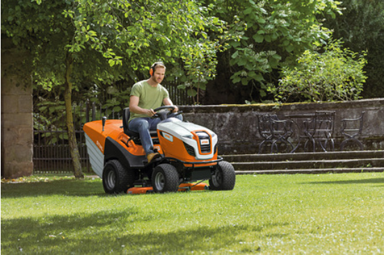 Traktor ogrodowy Stihl RT 6127 ZL