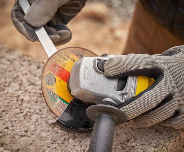 Szlifierka kątowa Stanley Fatmax FMEG225VS