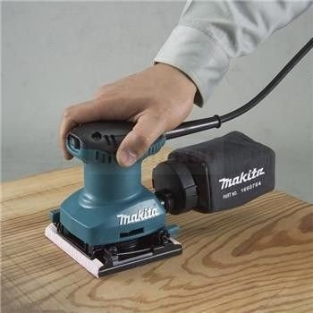 Szlifierka oscylacyjna Makita BO4557