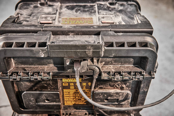 Ładowarka Dewalt DWST83471