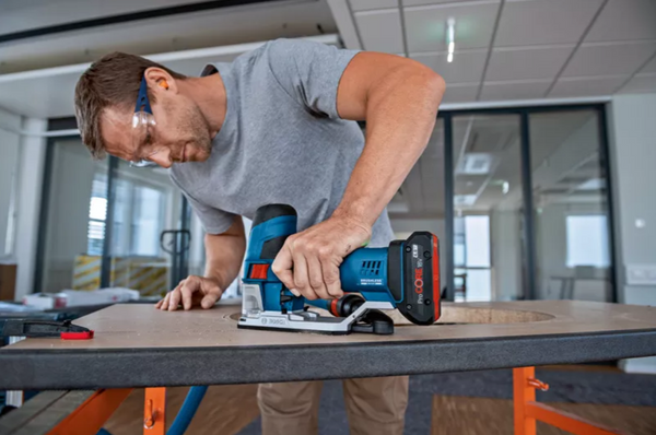 Wyrzynarka Bosch GST 18V-155 SC 06015B0001 