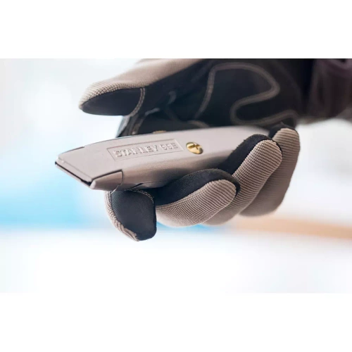 Nóż metalowy 99E z chowanym ostrzem Stanley 1-10-099