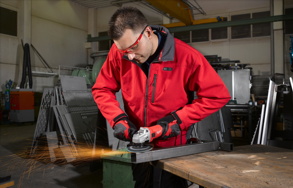 Szlifierka kątowa Milwaukee AG 800-125E 4933451211