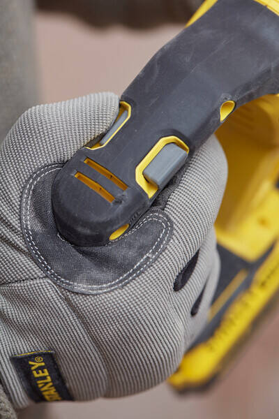 Młotowiertarka Stanley Fatmax SFMCH900M22 