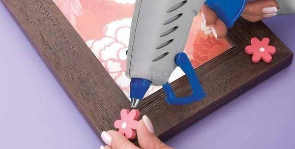 Dremel Glu Gun 930-18 Hobby - Pistolet do kleju + 18 szt. osprzętu