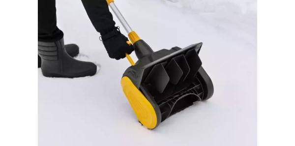 Odśnieżarka akumulatorowa Stiga ST 300 AE zestaw