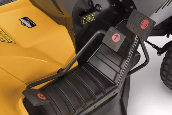 Kosiarka traktorek Stiga Estate 7102 W