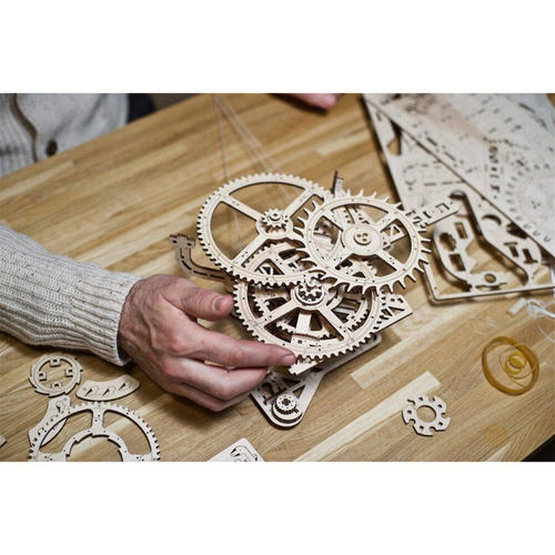 Zegar ścienny z wahadłem Aero Clock UGEARS 70154