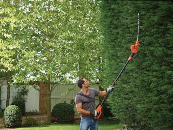 Nożyce do żywopłotu na wysięgniku Black Decker PH5551-QS