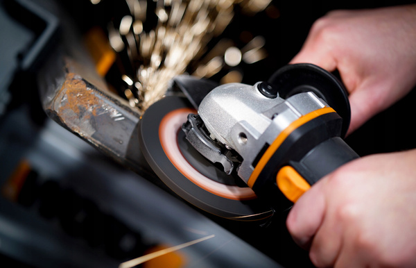 Szlifierka kątowa Worx WX803.9