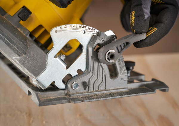 Pilarka tarczowa Stanley Fatmax SFMCS551B-XJ