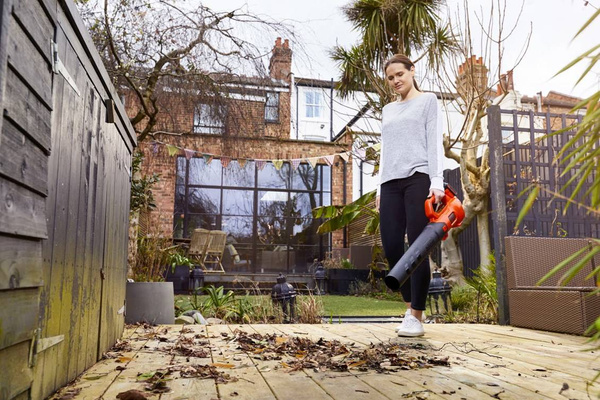 Akumulatorowa dmuchawa ogrodowa BCBL200L25-QW Black&Decker