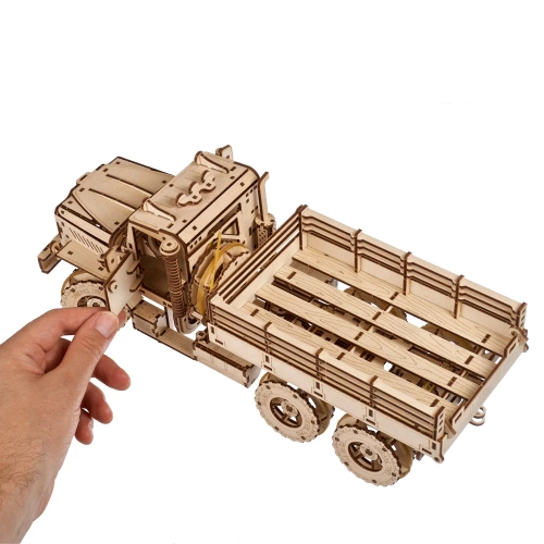 Ciężarówka Cargo UGEARS 70253