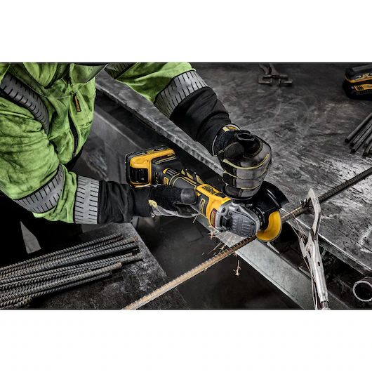Szlifierka kątowa Dewalt DCG411VSN