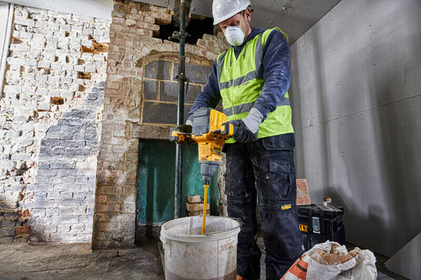 Mieszarka Dewalt DCD240N