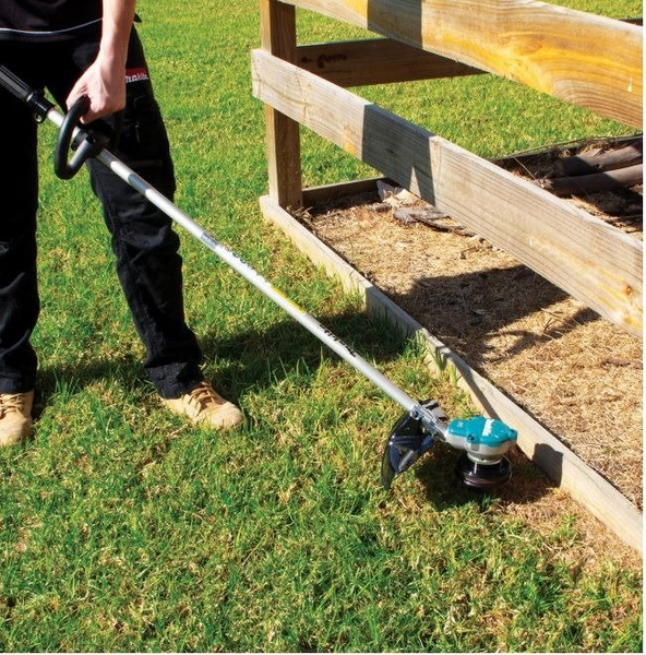 Akumulatorowa podkaszarka Makita DUR368LZ