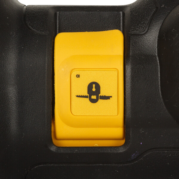 Pilarka szablasta Dewalt DCS367 z akumulatorem