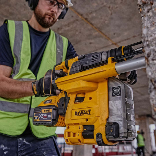 Młotowiertarka DeWALT DCH334X2-QW