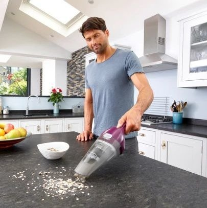 Akumulatorowy odkurzacz bezprzewodowy NVC115W Black & Decker