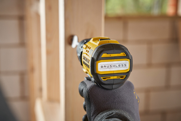 Wiertarko-wkrętarka Stanley Fatmax SFMCD714B-XJ