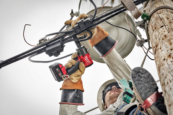 Klucz udarowy Milwaukee M18 FMTIW2F12-0