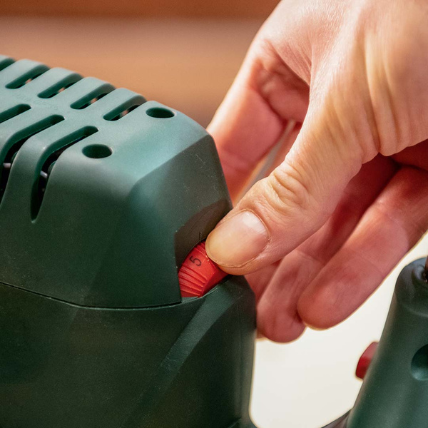 Frezarka górnowrzecionowa Bosch POF 1200 AE