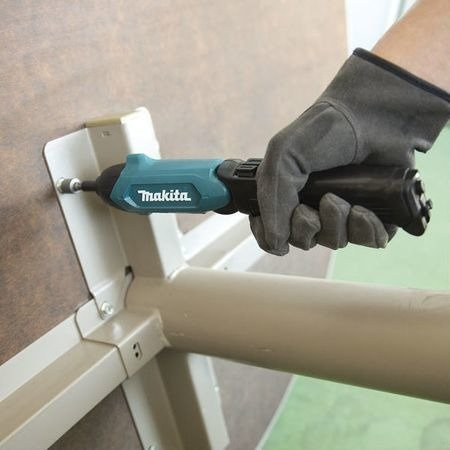 Wkrętarka Makita DF001DW